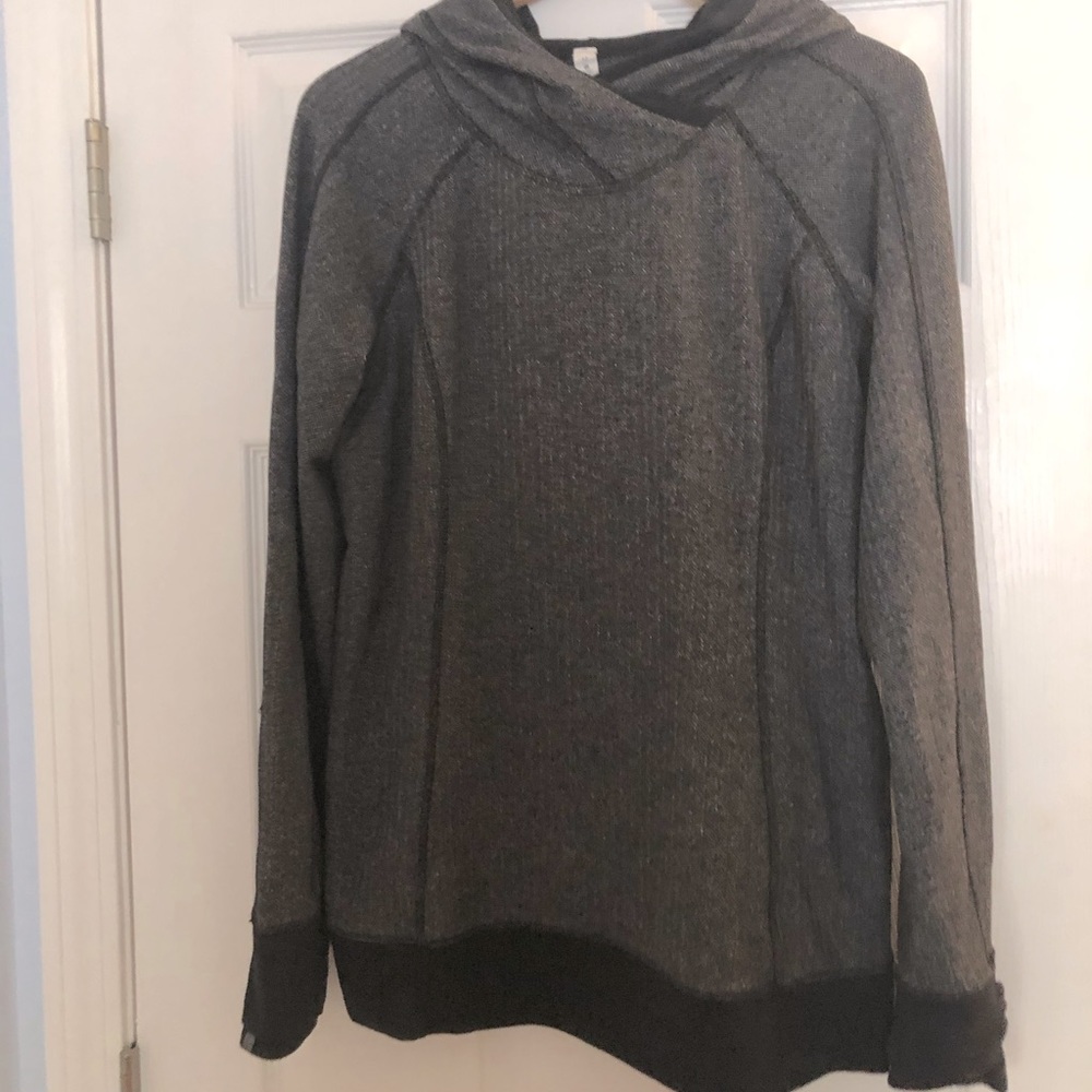 Lululemon Heather Black Pullover